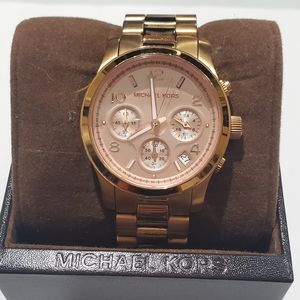 MICHAEL KORS ROSE GOLD WATCH